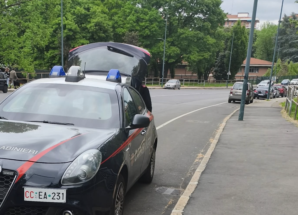Auto rubata ritrovata a Barriera di Milano