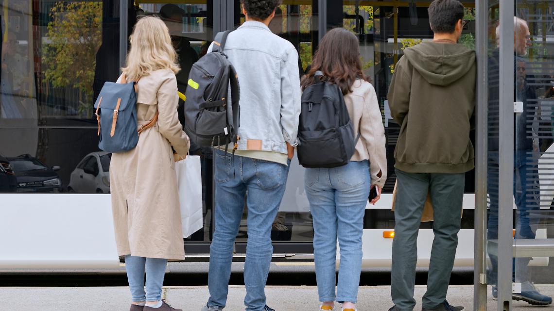 Bus, maxi gara da 100 milioni: il Piemonte mette all&rsquo;asta le sue linee (e i francesi sono gi&agrave; in fila)