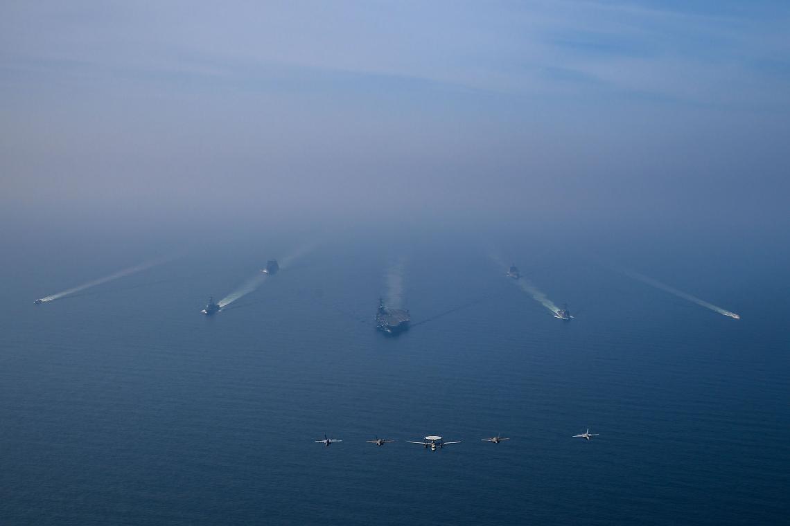 Ormuz, la leva invisibile di Teheran: cos&igrave; la &ldquo;flotta zanzara&rdquo; iraniana trasforma il mare in un&rsquo;arma