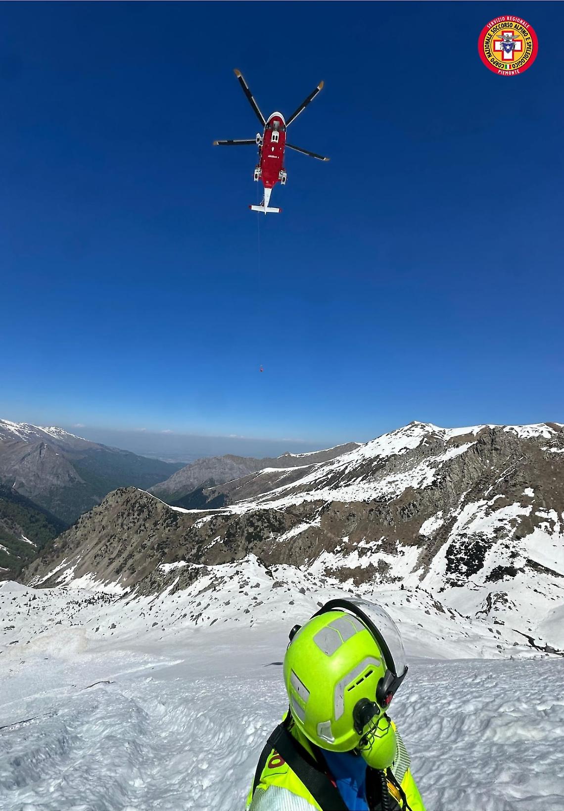 Scialpinista precipita per 150 metri sul Marguareis, recuperato in elicottero