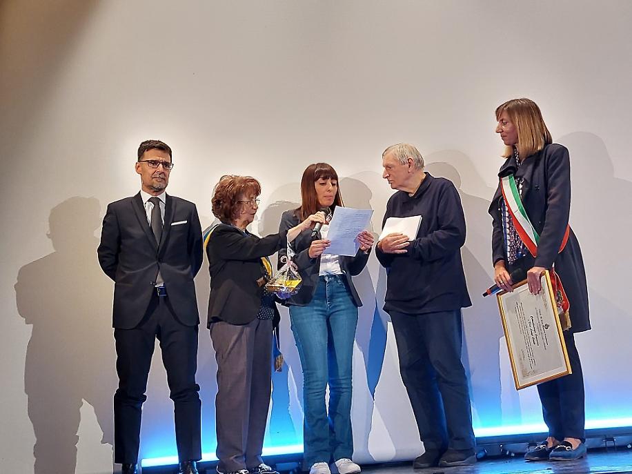 L'omaggio del gruppo Lea Garofalo