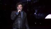 Milei show: il presidente dell'Argentina protagonista di un concerto hard rock (VIDEO)