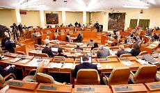 Askatasuna in consiglio regionale: manca il numero legale durante la discussione