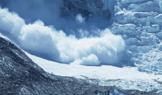 Neve abbondante e vento da est: il rischio valanghe cresce sopra i 1500 metri