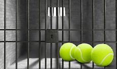 A Vercelli il tennis si gioca... con la cocaina. Palle da tennis “ripiene” lanciate nel carcere: scoperto lo spaccio dietro le sbarre