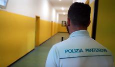 Aggressione in carcere a Torino, agente ferito al Maria Vittoria