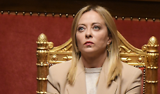 &ldquo;Chi protesta &egrave; nemico dell&rsquo;Italia&rdquo;. Atteso il decreto mentre esplode la lite Crosetto-Gabrielli