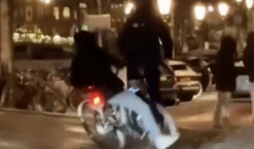 Amsterdam paralizzata dal gelo improvviso, pedoni e automobilisti colti di sorpresa (VIDEO)