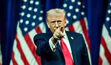 Trump accusa Zelensky di bloccare la pace. Il Cremlino applaude, l&rsquo;Europa smentisce