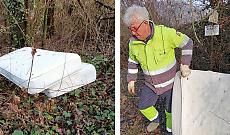 Materassi buttati nel bosco: una vergogna nel chivassese. La fotogallery dell'incivilt&agrave;