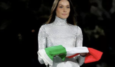 Carla Bruni Olimpiadi Torino 2006