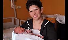 Salvata mamma di Leini e il suo bambino: al Sant'Anna parto ad altissimo rischio vinto grazie a un intervento record