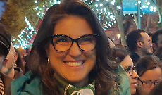 Chi difende le donne iraniane bombardando una scuola? 160 bambine morte e la guerra che usa il femminismo