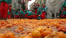 I 725 mila chili di arance raccolte a Ivrea dopo la battaglia, diventeranno compost