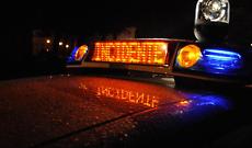 Schianto nella notte a Torino: bus pieno di passeggeri contro un&rsquo;auto, paura a San Salvario