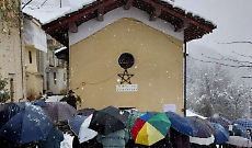 La cappella dell'Annunziata di Fornelli sotto la neve