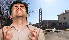 Elettrificazione Ivrea Aosta e tralicci a due passi dai balconi: &ldquo;Scelta assurda, ignorati i cittadini&rdquo;