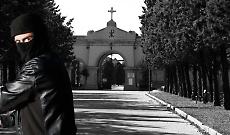 Volpiano, furto al cimitero 
