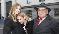 CHIARA FERRAGNI IMPRENDITRICE CON LA MADRE MARINA DI NARDO GIUSEPPE IANNACCONE AVVOCATO