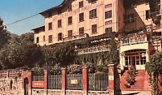 Cartolina storica dell'ex Albergo Miravalle di Ceres 