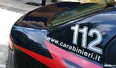 Torino, armato di pugnale minaccia i passanti