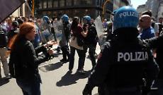 Gli scontri a Milano