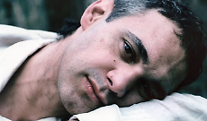 Concerti all&rsquo;alba: il nuovo tour di Cosmo rompe gli schemi (e parte da un&rsquo;idea semplice)