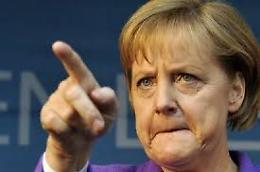 GERMANIA. Merkel, la Germania invierà i Tornado contro l'Isis