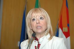 I consiglieri regionali si tengono i vitalizi....