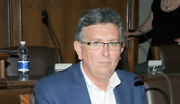 Scandalo Asl To4. Claudio Castello e il dolore del figlio. Se un sindaco non fa il sindaco