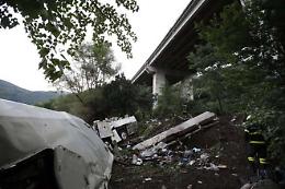 Bus in scarpata. Reale Mutua: "Il massimale lo ha scelto il contraente"  