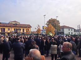 L'ultimo abbraccio a Dario Rotella