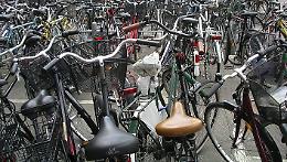 CUNEO. Precipita in un dirupo con la bici, un morto