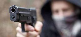 MONDOVI'. Rapina sala giochi e tenta di investire titolare, arrestato