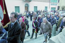 Tutta Foglizzo ai funerali di Luigi Bertolino