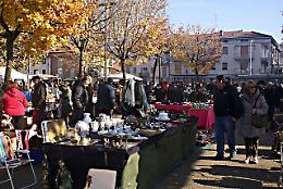 Con la Sagra del Cavolo Verza 72a edizione del "Mercatino sotto il Castello"
