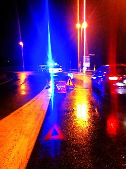 Ubriaco causa un incidente e fugge, inseguito e fermato
