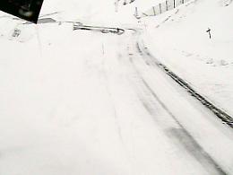 CUNEO. Maltempo: neve, chiuso ai tir il Colle della Maddalena
