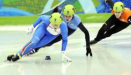 Fontana portabandiera nella cerimonia di chiusura di Sochi 2014 