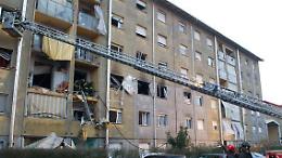 TORINO. Esplosione palazzina, una donna di 37 anni in gravi condizioni