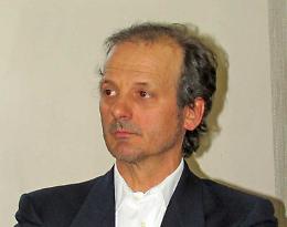 BORGOFRANCO. Il sindaco boccia Senza fili. "Fa male alla salute"