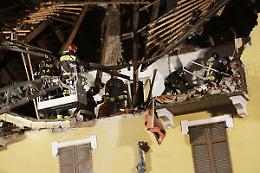 MONCALIERI. Crolla una palazzina nel Torinese, 6 feriti. Salve due bimbe