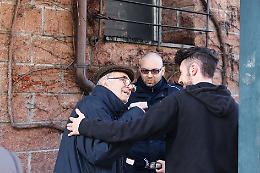 SAN MAURO. Bloccato nel bagno pubblico per due ore, salvato dai vigili