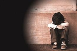 Pedofilo chiede di essere castrato ma non si può fare