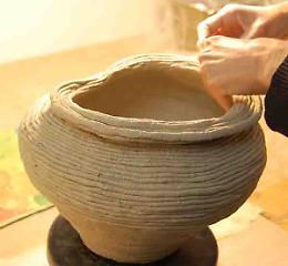 CASTELLAMONTE. Progetto "Arte e Territorio", Guide Artistiche - 54esima Mostra della Ceramica