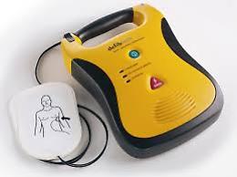 ISSIGLIO. Donato un defibrillatore