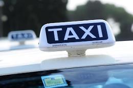 TORINO. Taxi: sindacati, su regole settore ministero prende tempo