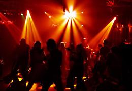 IVREA. Rissa fuori dalla Discoteca