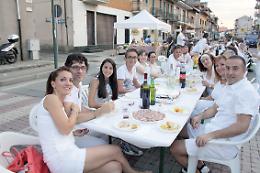 BRANDIZZO. Una Cena in Bianco da tutto esaurito