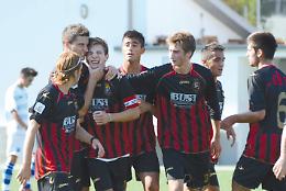 SOLIDARIETA'. Lorenzo facci un goal